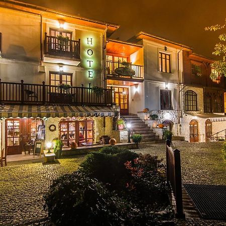Hotel Dwa Ksiezyce Kazimierz Dolny Exteriör bild
