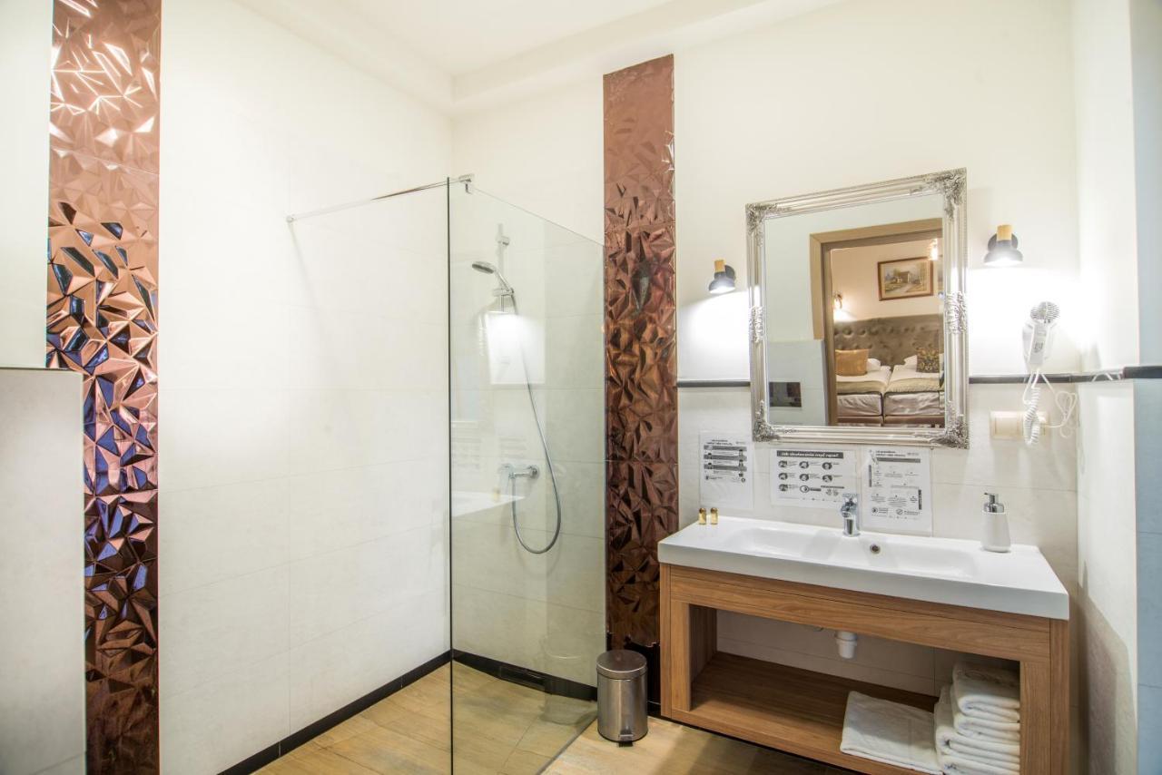 Hotel Dwa Ksiezyce Kazimierz Dolny Exteriör bild
