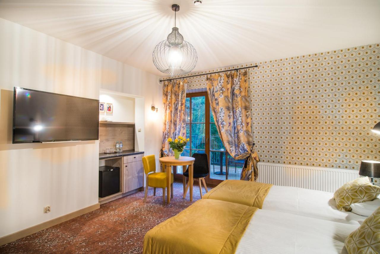 Hotel Dwa Ksiezyce Kazimierz Dolny Exteriör bild