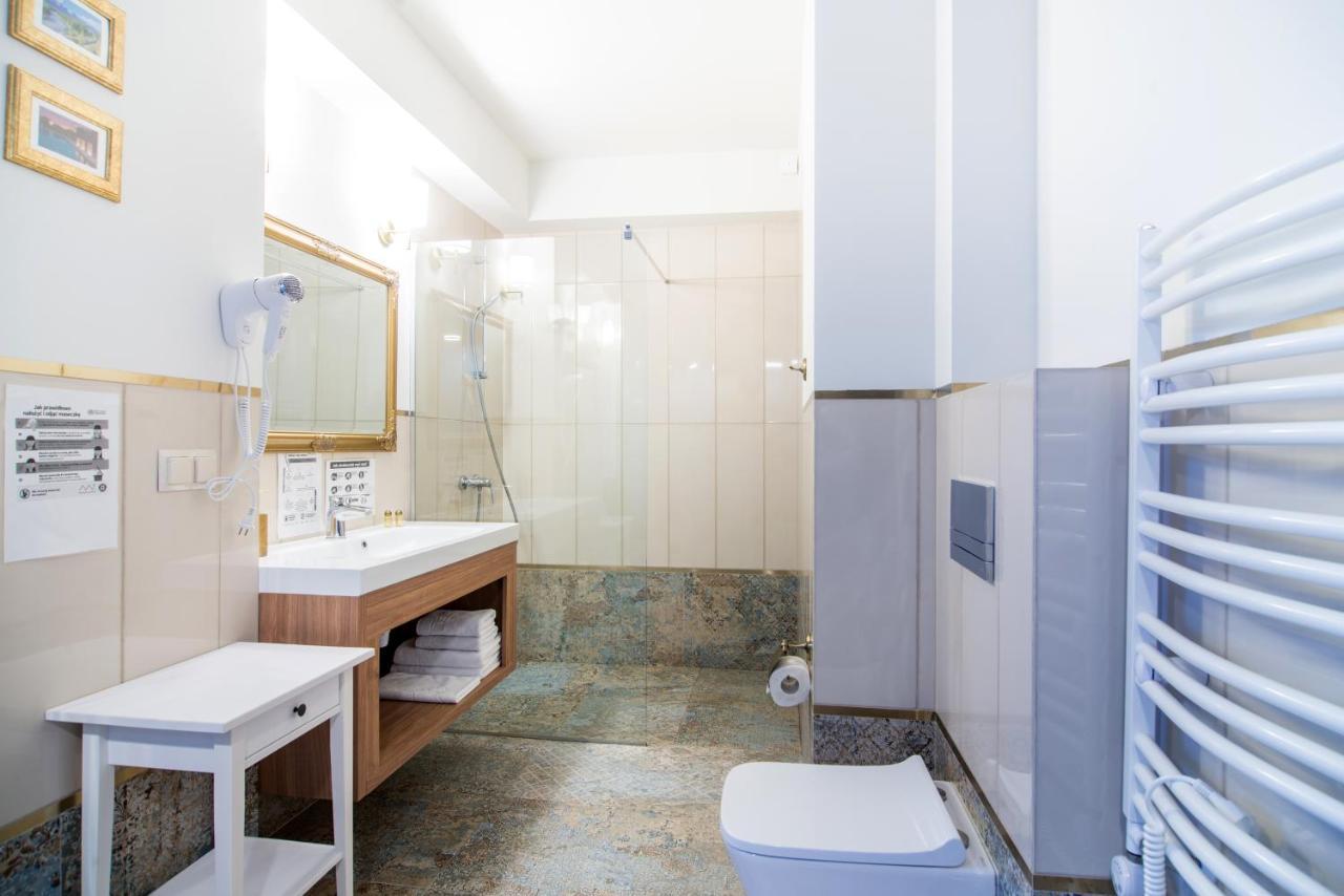 Hotel Dwa Ksiezyce Kazimierz Dolny Exteriör bild