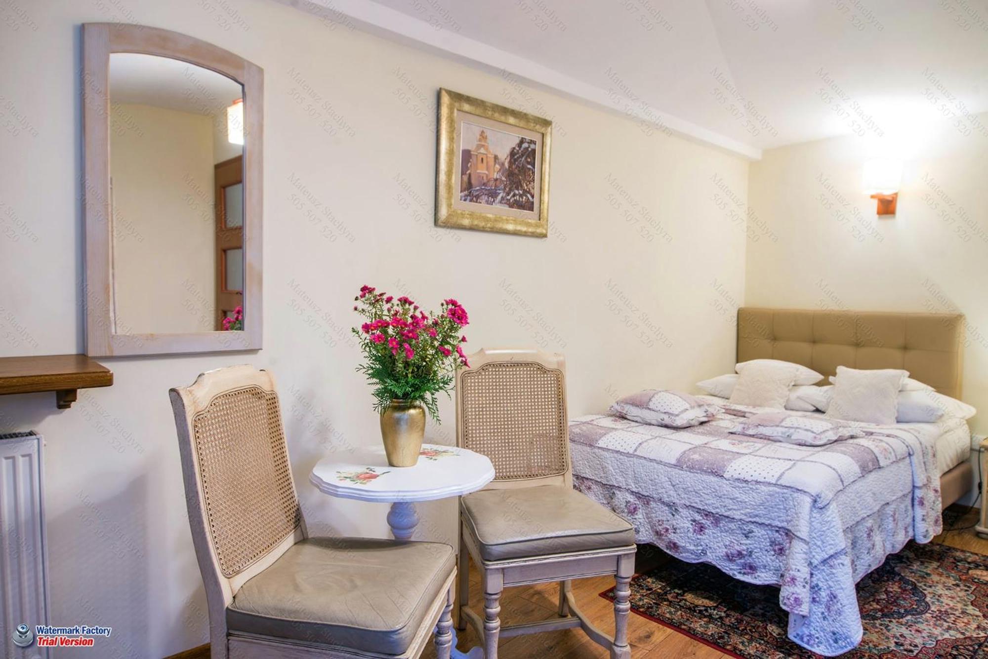 Hotel Dwa Ksiezyce Kazimierz Dolny Exteriör bild