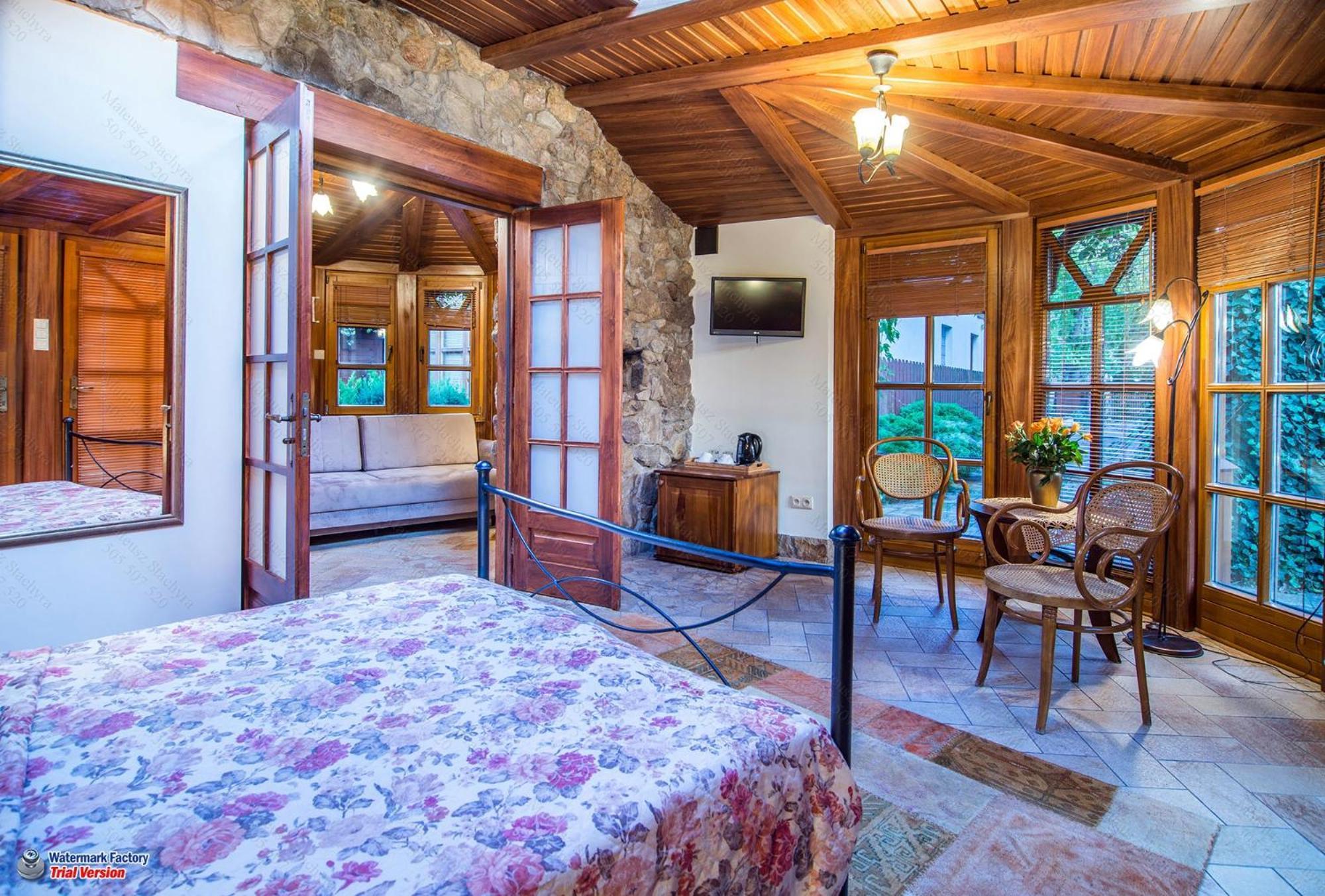 Hotel Dwa Ksiezyce Kazimierz Dolny Exteriör bild